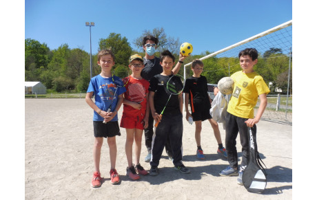 Ambiance football pour les jeunes badistes à Laurière